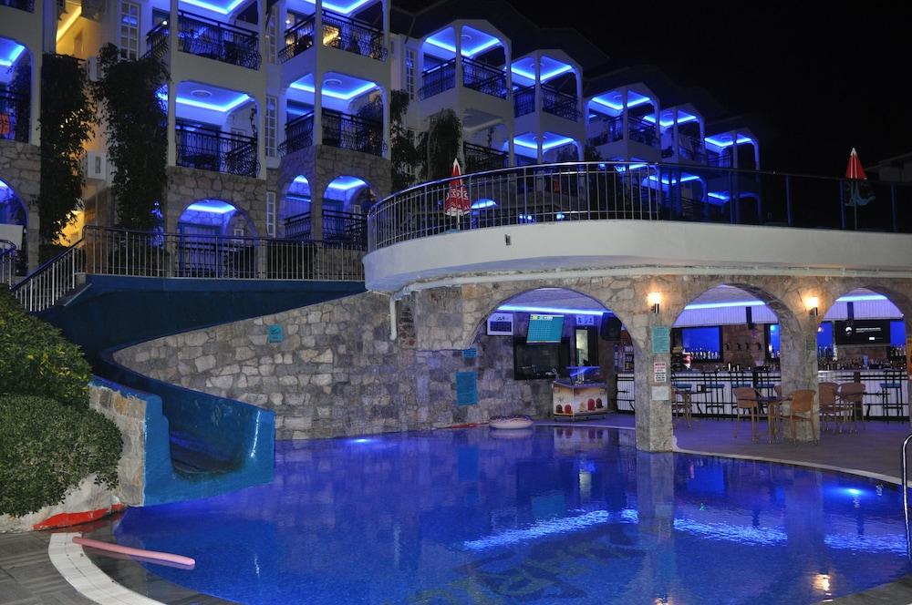 Club Aquarium Aparthotel Marmaris Ngoại thất bức ảnh
